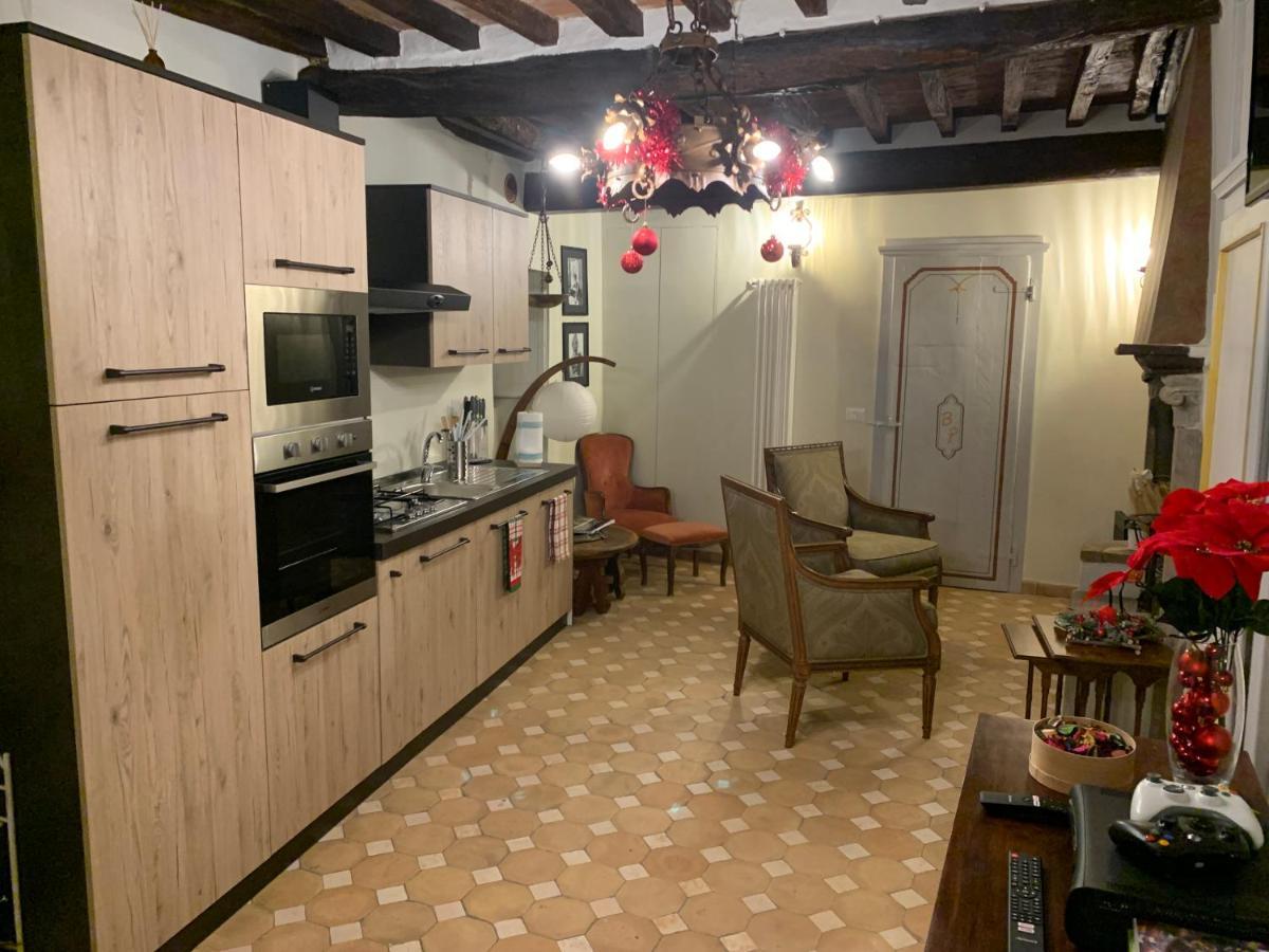 Cortona Suite - The House With Well And The Frescos Palace エクステリア 写真