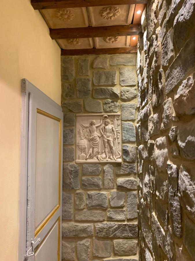 Cortona Suite - The House With Well And The Frescos Palace エクステリア 写真