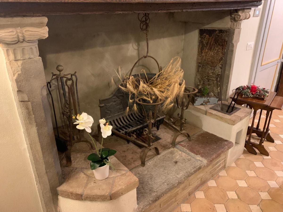 Cortona Suite - The House With Well And The Frescos Palace エクステリア 写真
