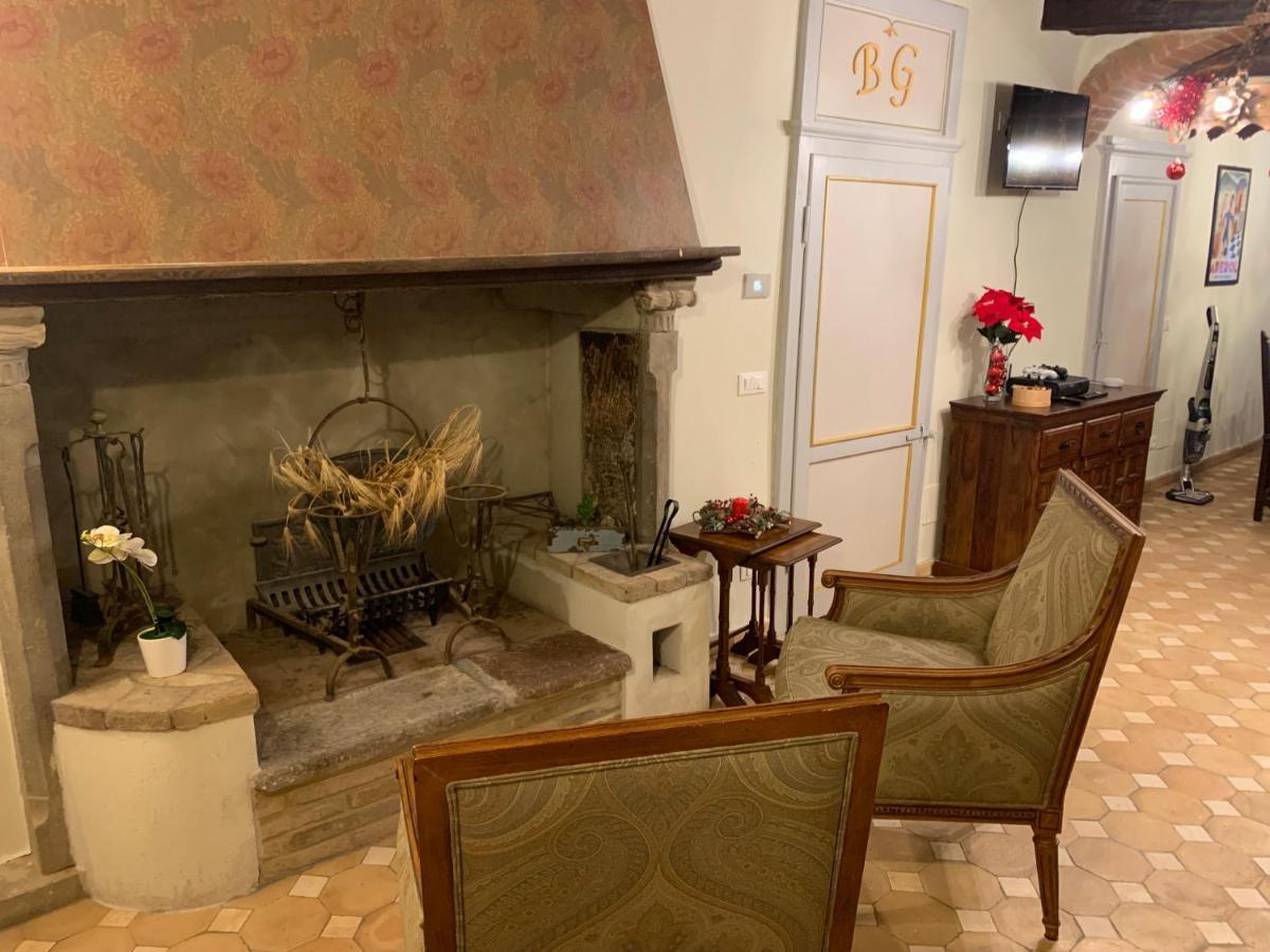 Cortona Suite - The House With Well And The Frescos Palace エクステリア 写真